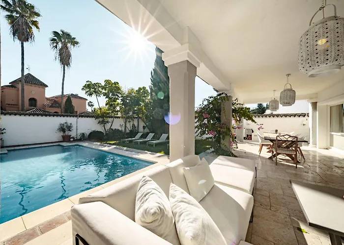 Parcelas Del Golf Private Pool Family Escape Villa Marbella