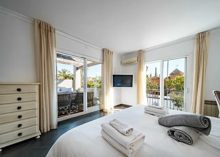 וילה Parcelas Del Golf Private Pool Family Escape מארבלה